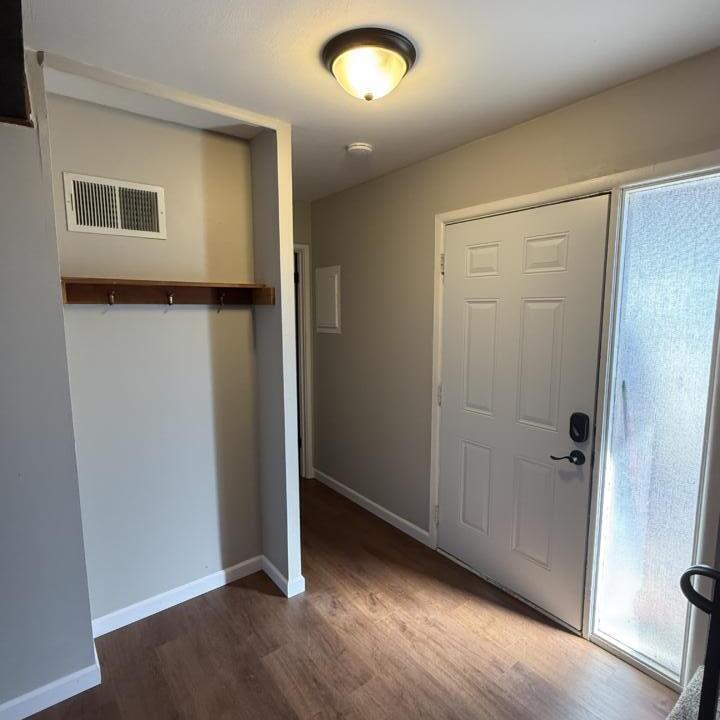 01-Living Room Entry