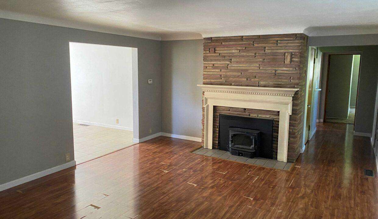 02-Living Room