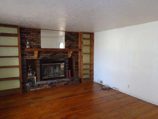 01-Living Room