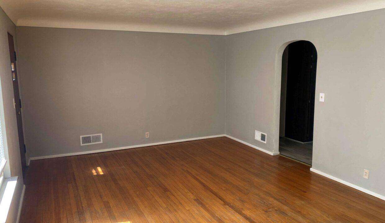 03-Living Room