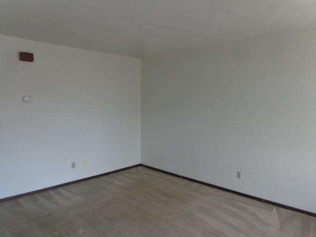 04-Living Room