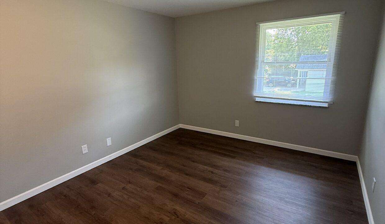 06-Bedroom
