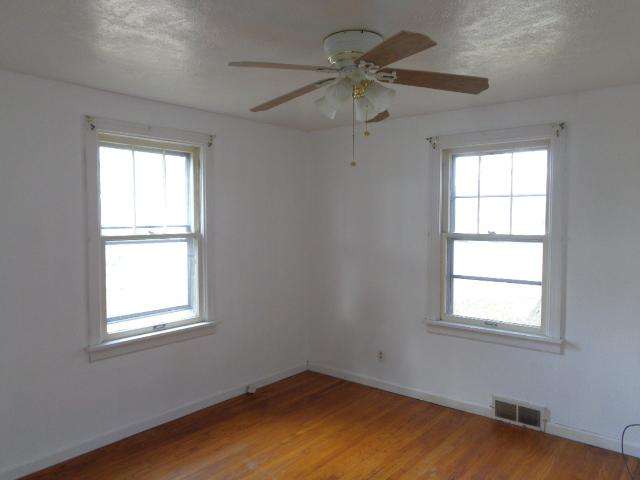 08-Bedroom 1