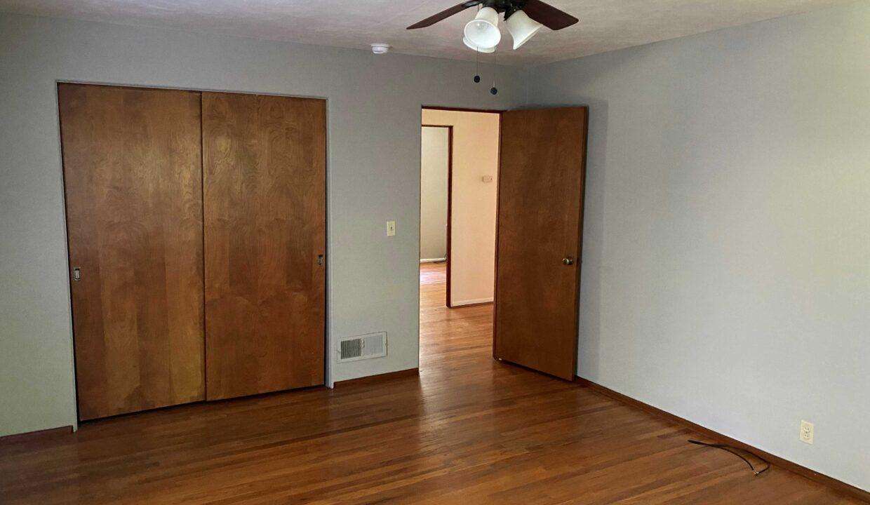 08-Bedroom 1