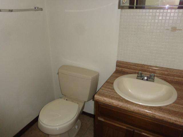 08-Half Bathroom