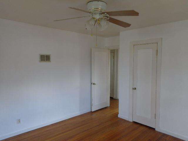 09-Bedroom 1
