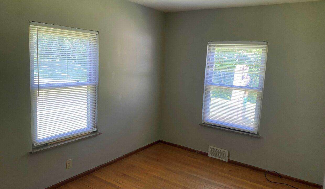 09-Bedroom 2