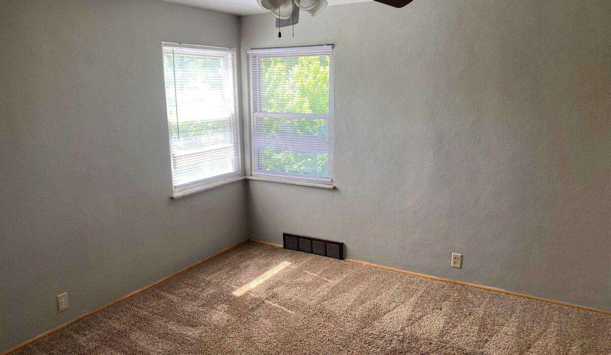 10-Bedroom 1