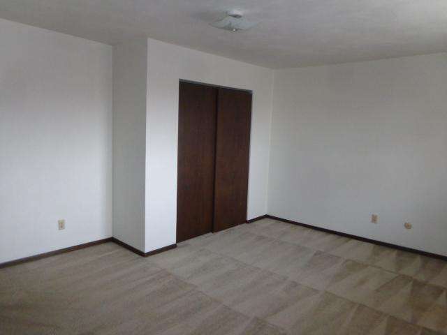 10-Master Bedroom