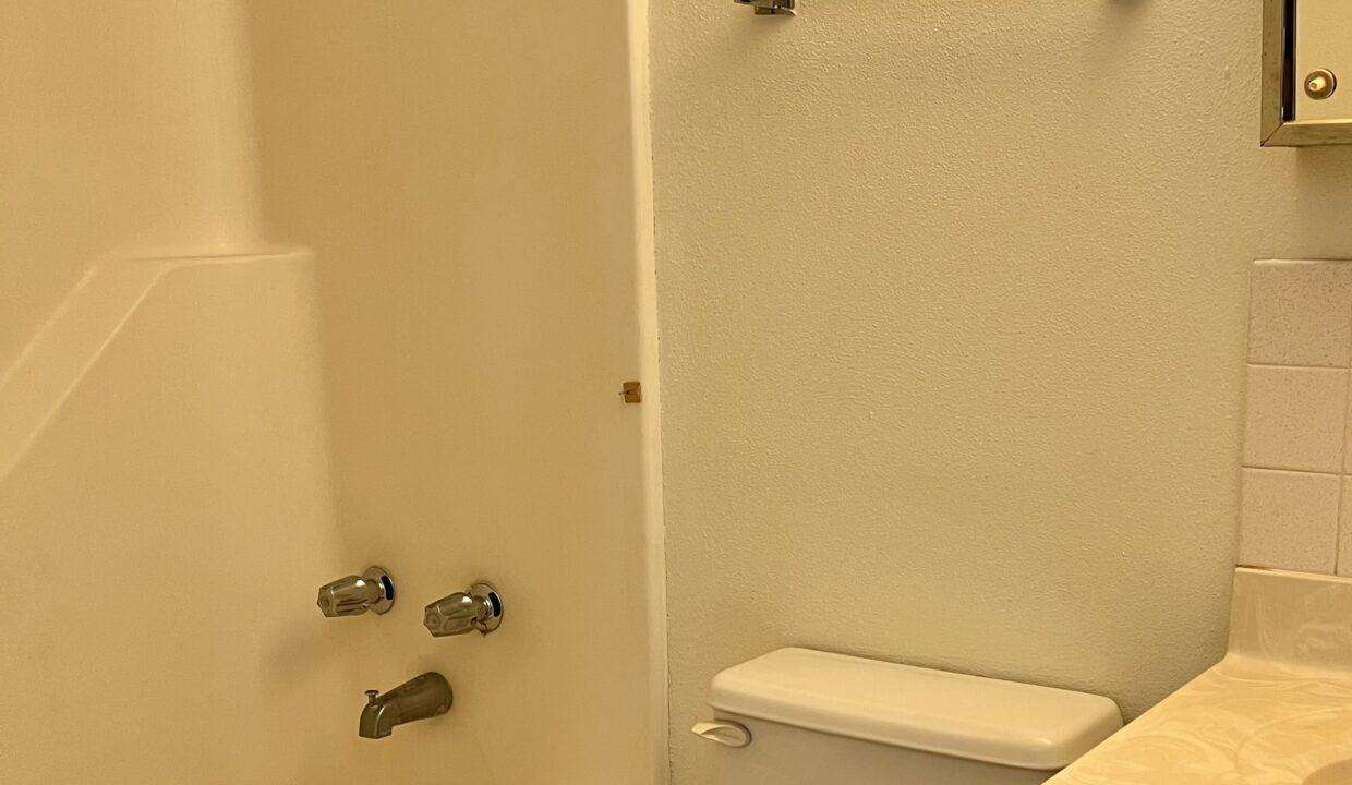6-Bathroom