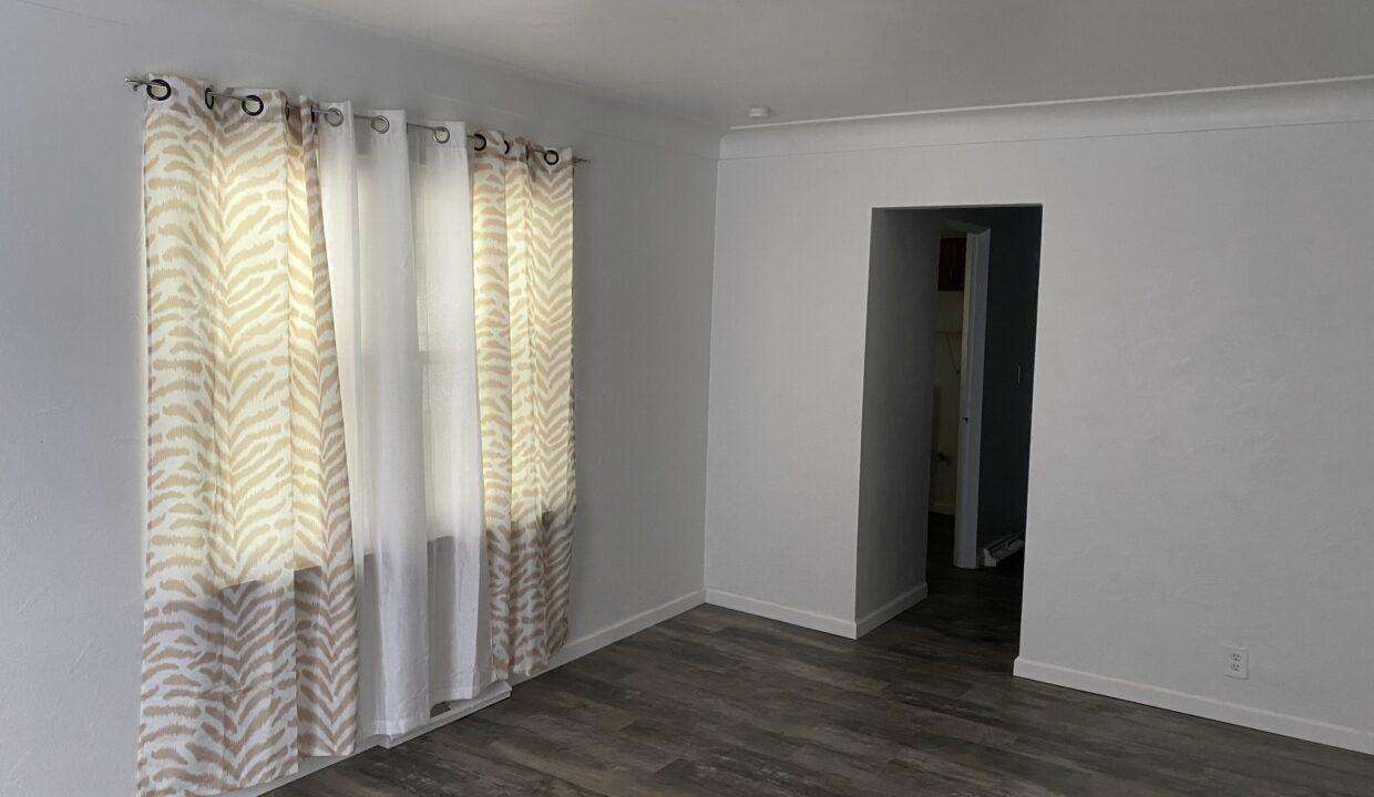 02-Living Room
