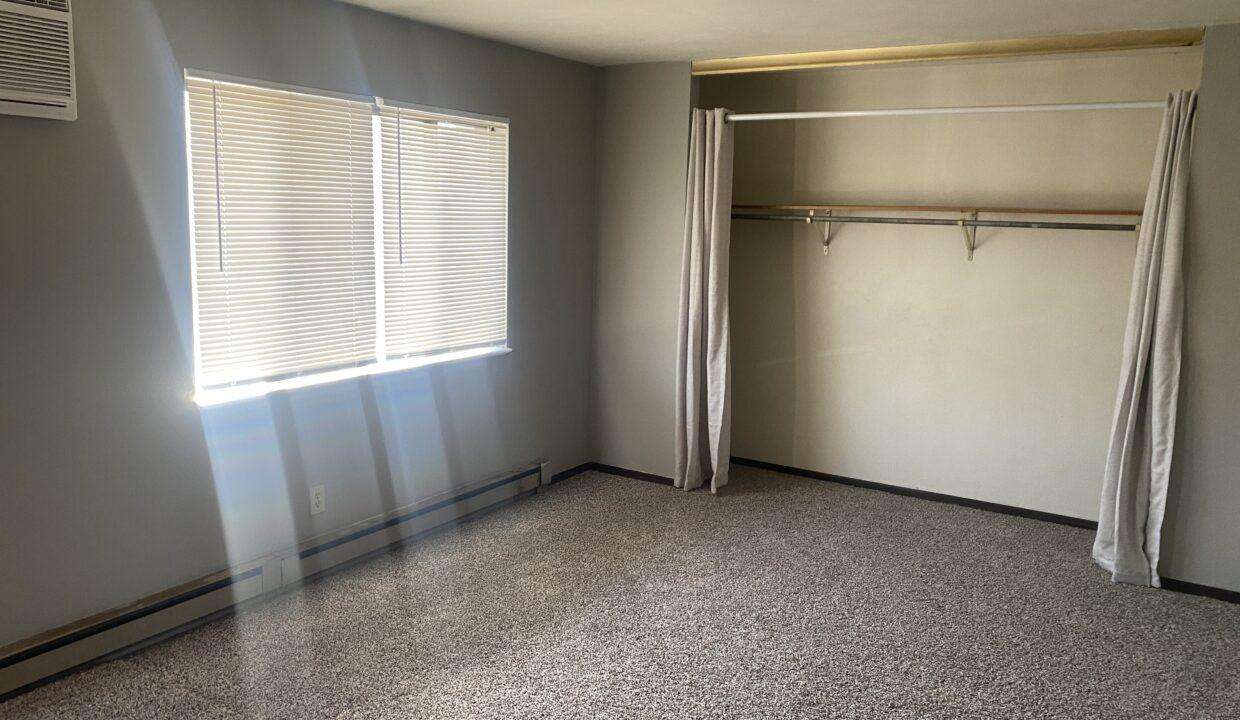 02-Living Room