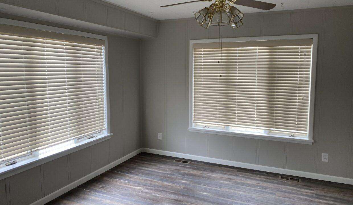 05-Dining Room