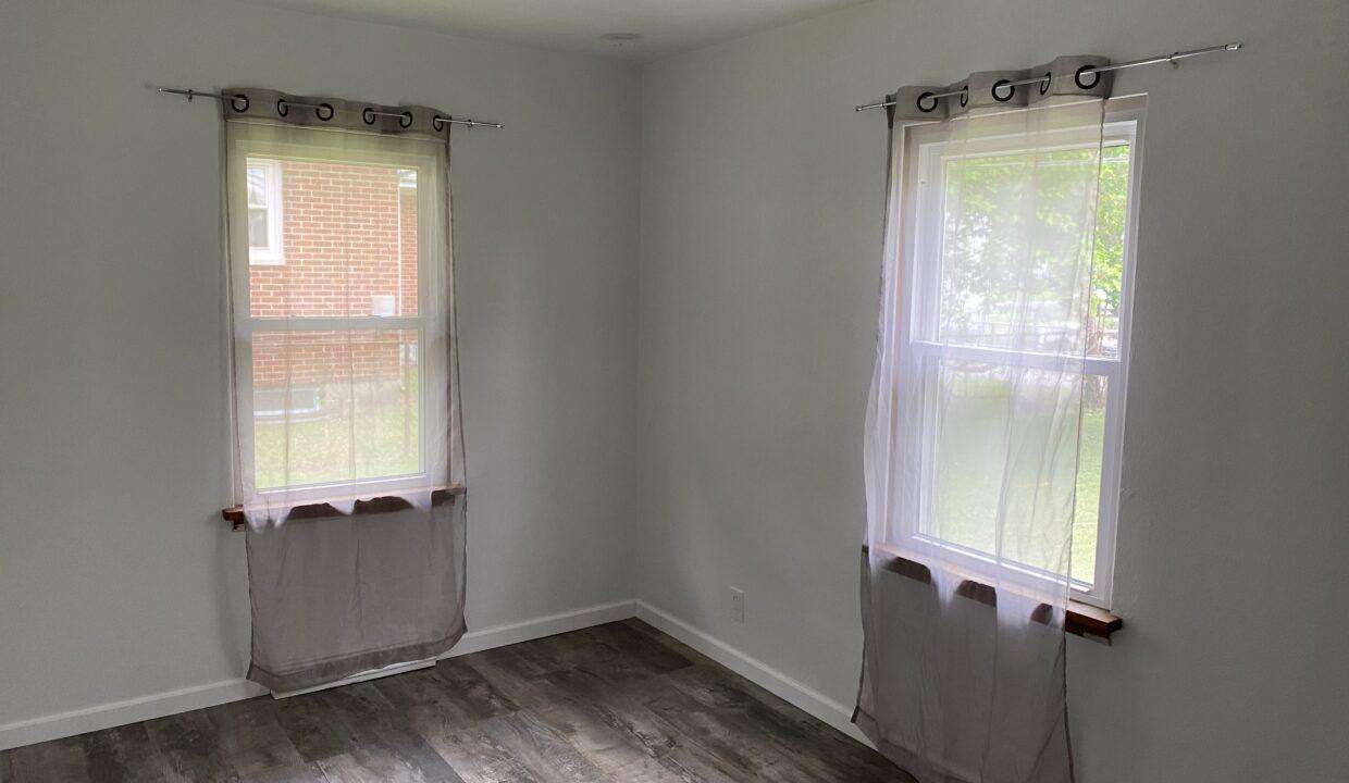 07-Master Bedroom