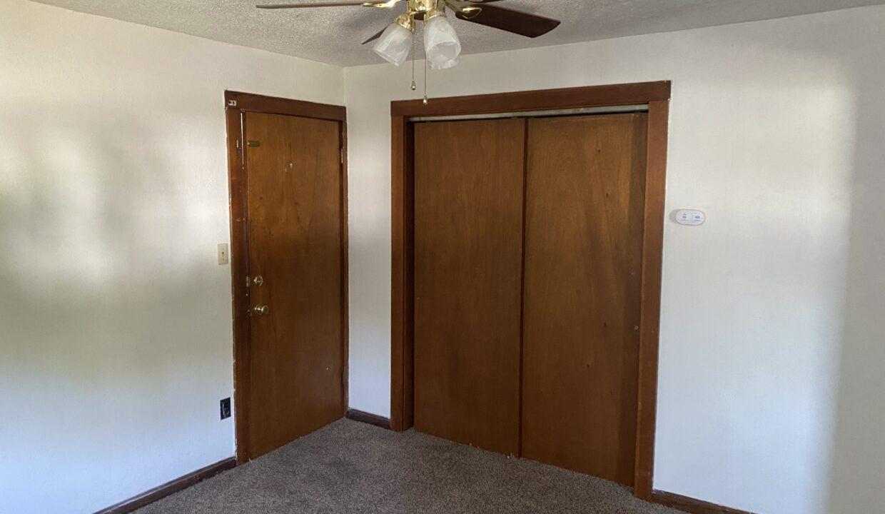 07-Bedroom