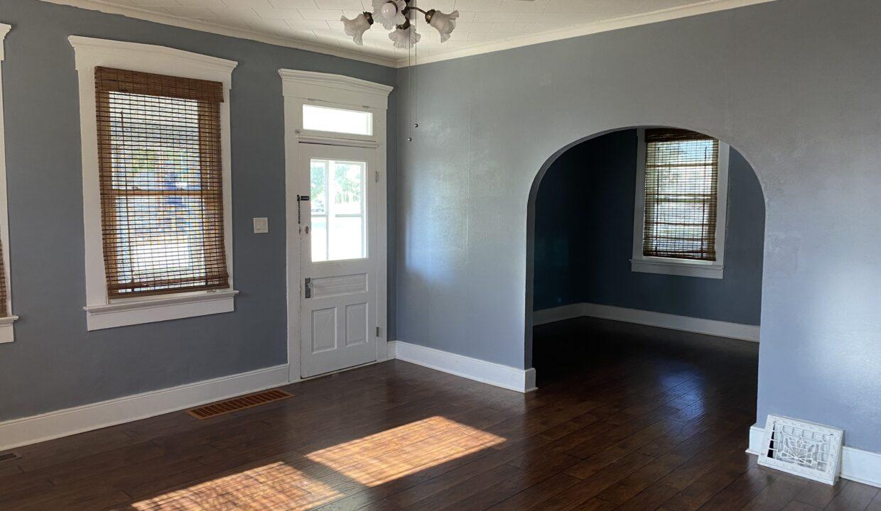 02-Living Room