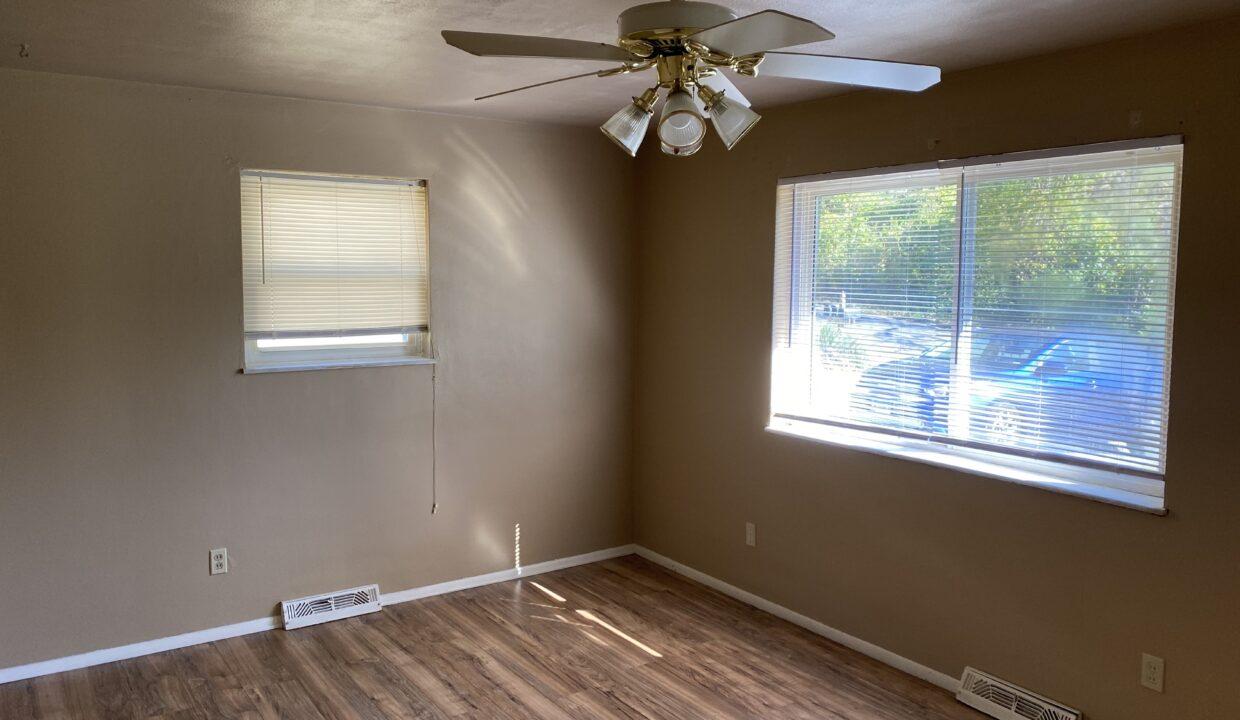 02-Living Room