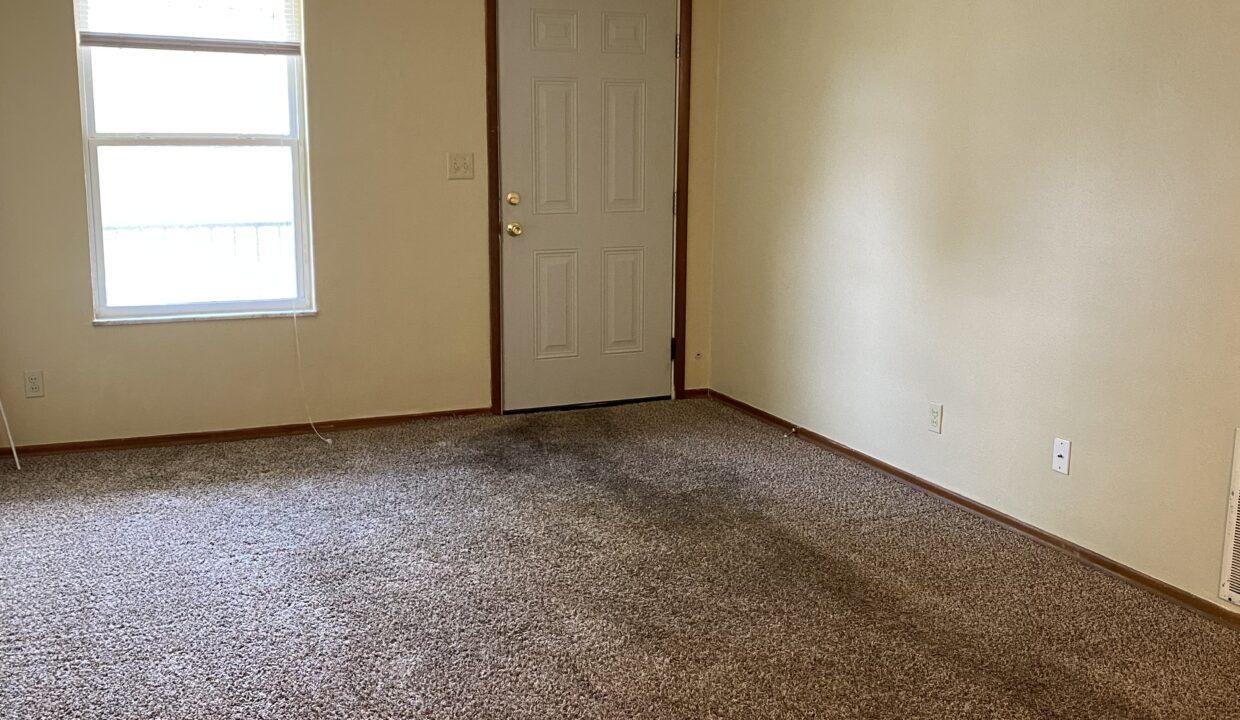 2-Living Room